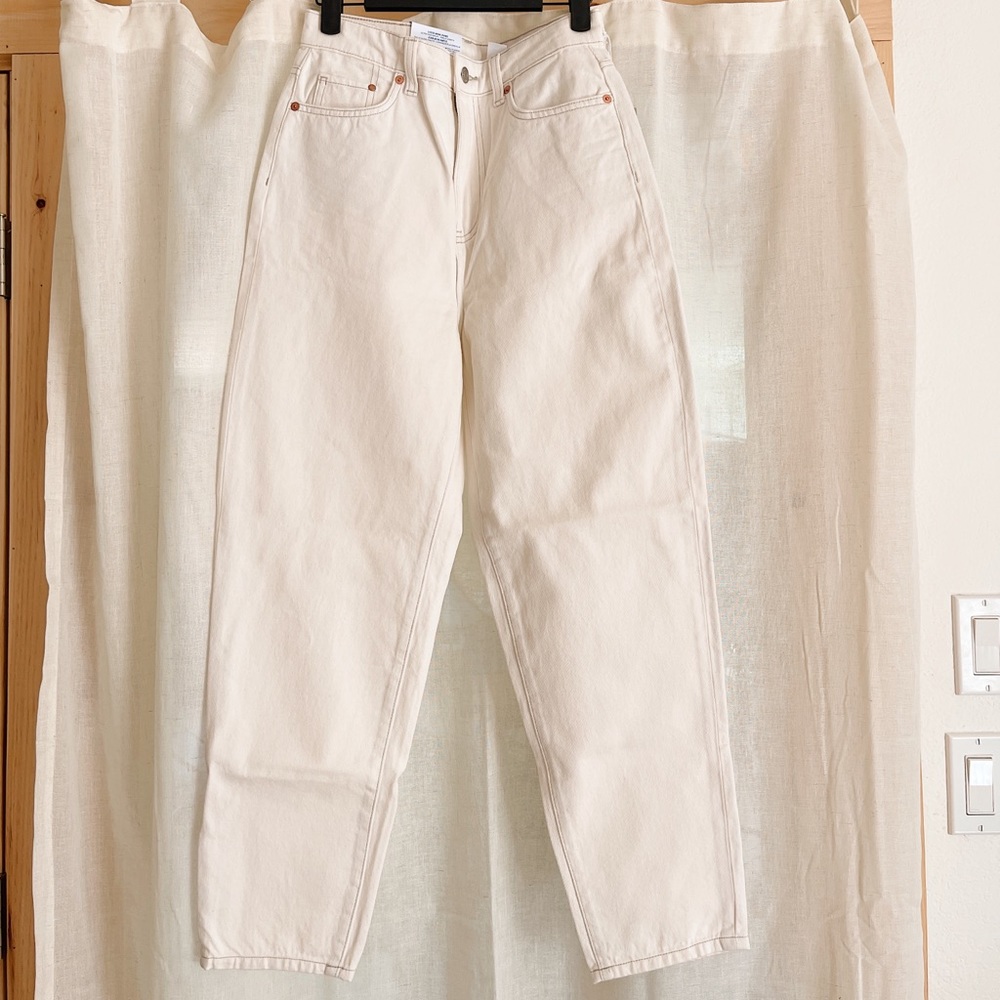 NWT 🤍 White Loose Ultra High Waist Mom Jeans